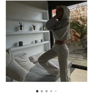 Alobha label linnebyxor - Linnebyxor från alobha label i modellen ”classy linen pants”. Storlek S, helt oanvända. Slutsålda på hemsidan.