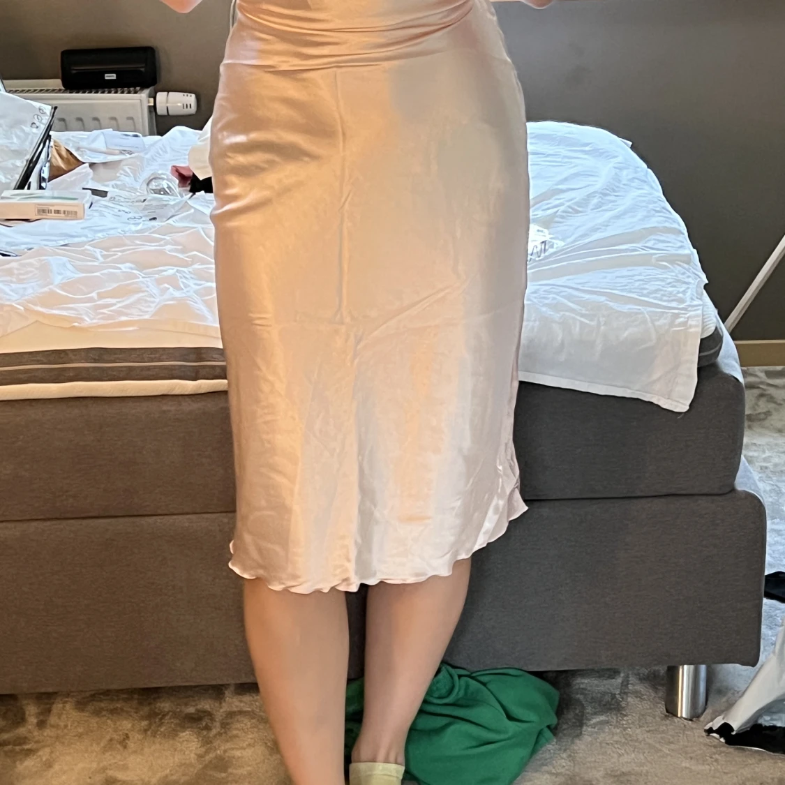 Ljusrosa klänning - 91