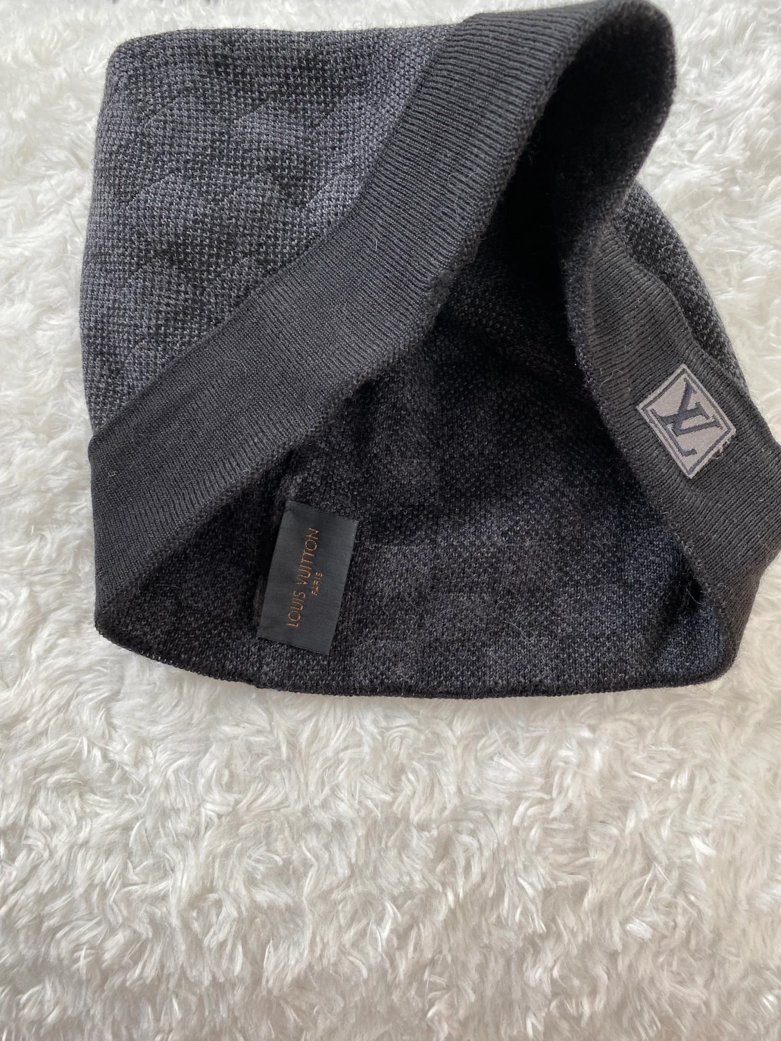 Louis Vuitton mössa