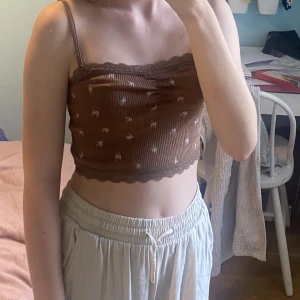 Brun topp - Brun topp från hm