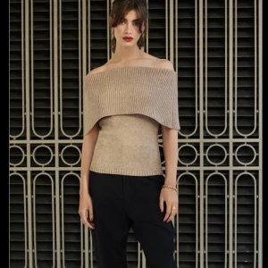 Adoore off shoulder - Intressekoll på denna off shoulder toppen från adoore!!