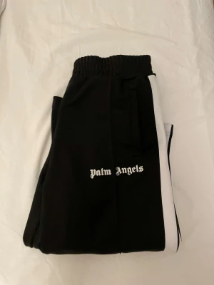 Palm Angels track pants - Palm Angels track pants Size: Large Cond: 9,5/10 (ALL OG)