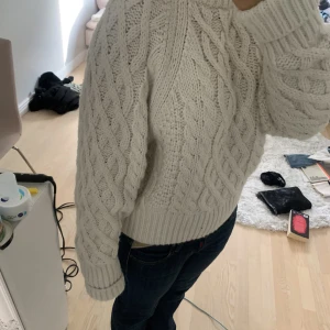 Stickad tröja - Super snygg, nästan aldrig använd🫶🏼