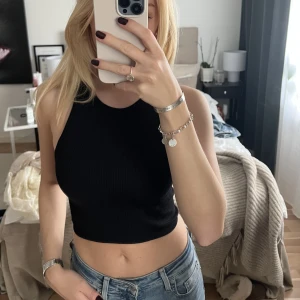 Topp - Linne/topp från zara, skönt material💕