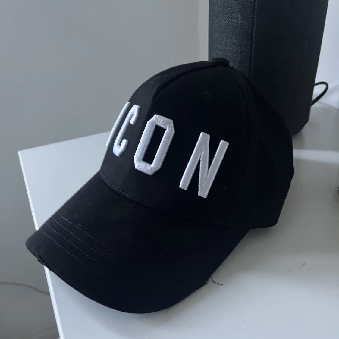 Dsquared2 keps  - 90