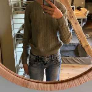 Ltb jeans - Ltb jeans .  ”Sliten” modell. Nyskick.  Nypris är 500kr. Pris kan diskuteras. Skriv för mer info😊kan tänka mig gå ner i pris. Modellen är valarie