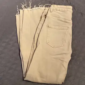 Ett par fina jeans från lager 157. Sitter jättebra och är sköna. Knappt andvända.