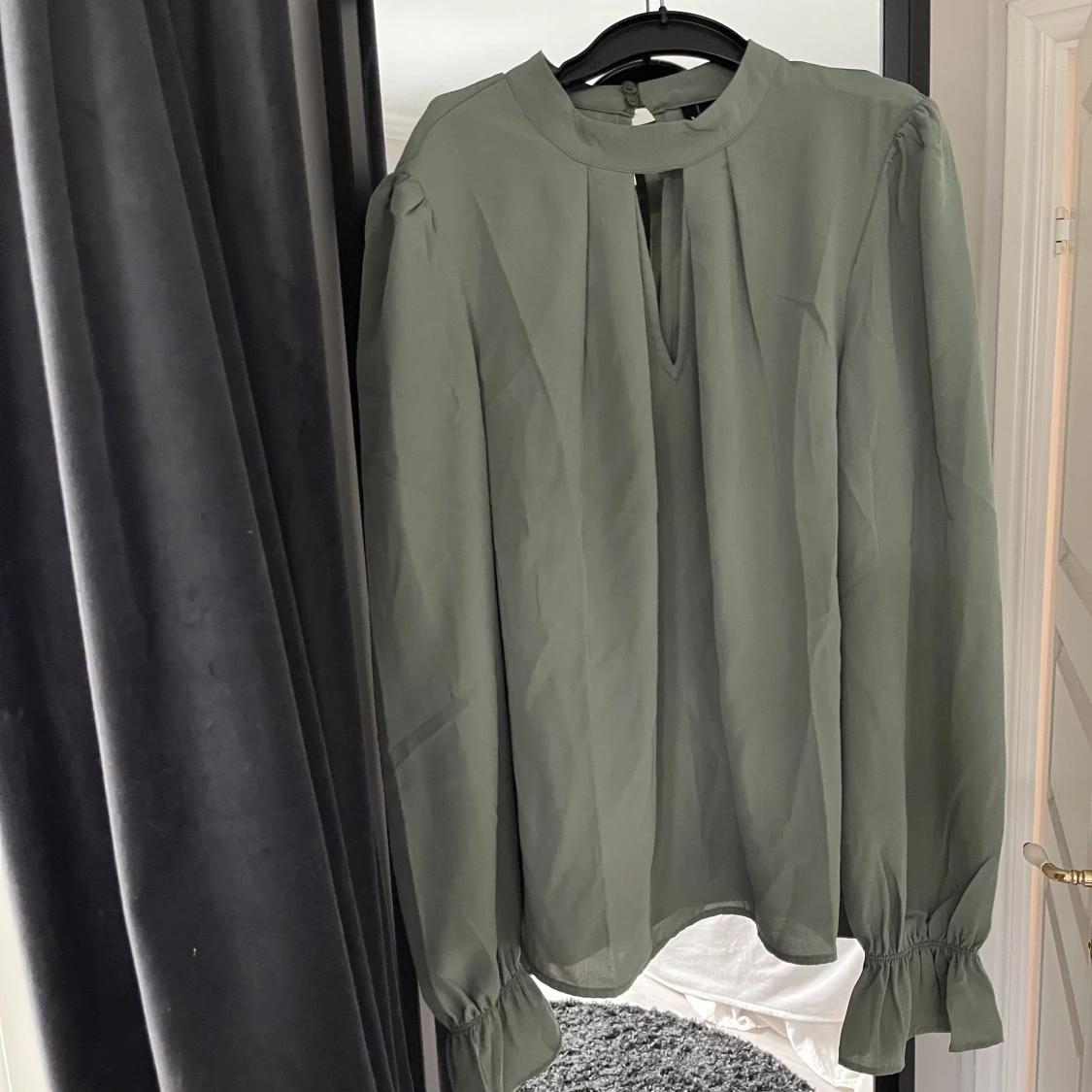 Olivgrön Vero moda blus 