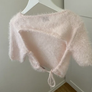 Topp - Från hanna schönbergs kollektion med nakd, storlek s 🩷