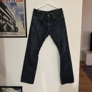 Levi's 501 vintage.  Klippta nertill, kan fixa fler bilder om det önskas!  Skick: Vintage