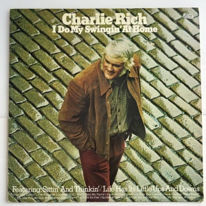 Vinylskiva - (Köp 5 stycken vinylskivor för 100kr!)🩵