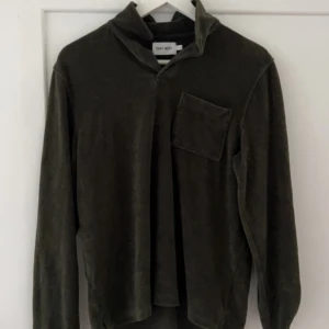 Frotté pike  - En långärmad frotté piké köpt på Brothers för 1099 