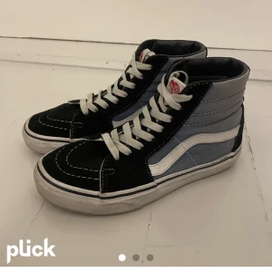 Vans skor  - Säljer dessa vans skor då dom ej kommer till användning, använda fåtal gånger och är i mycker bra skick! (Lånade bilder, skriv privat för flera) 💕💕