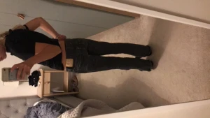 Zara jeans  -  Jättefina Zara  jeans men tyvärr för små💓 i storlek 140!💓