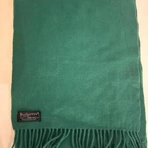 Halsduk burberry  - 100%ull 