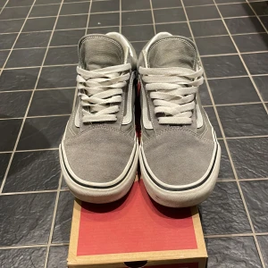 Vans skor - Ett par hans skor som jag säljer. Har används gansk så mycket.