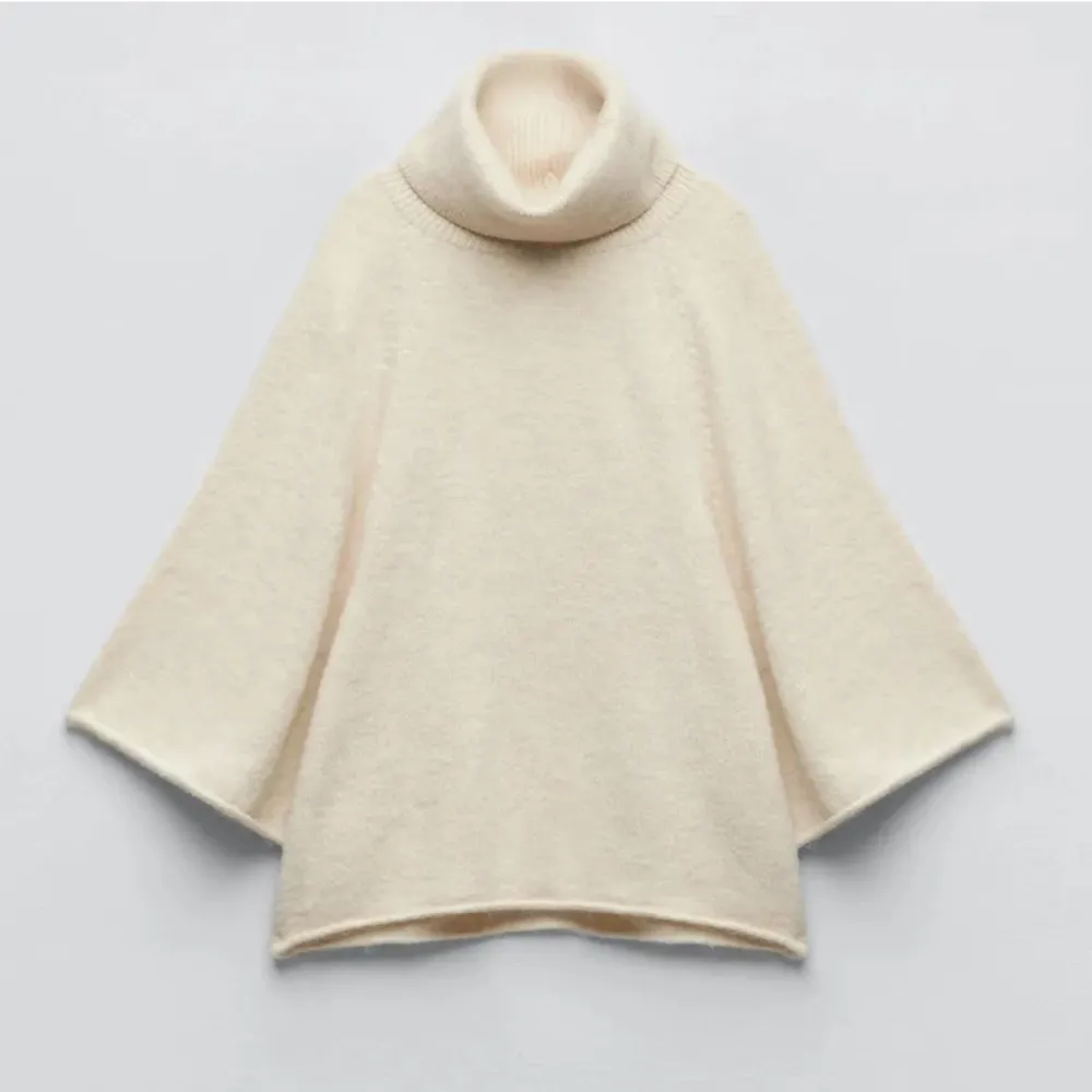 Säljer denna populära tröja från zara för kommer inte till användning . Tröjor & Koftor.