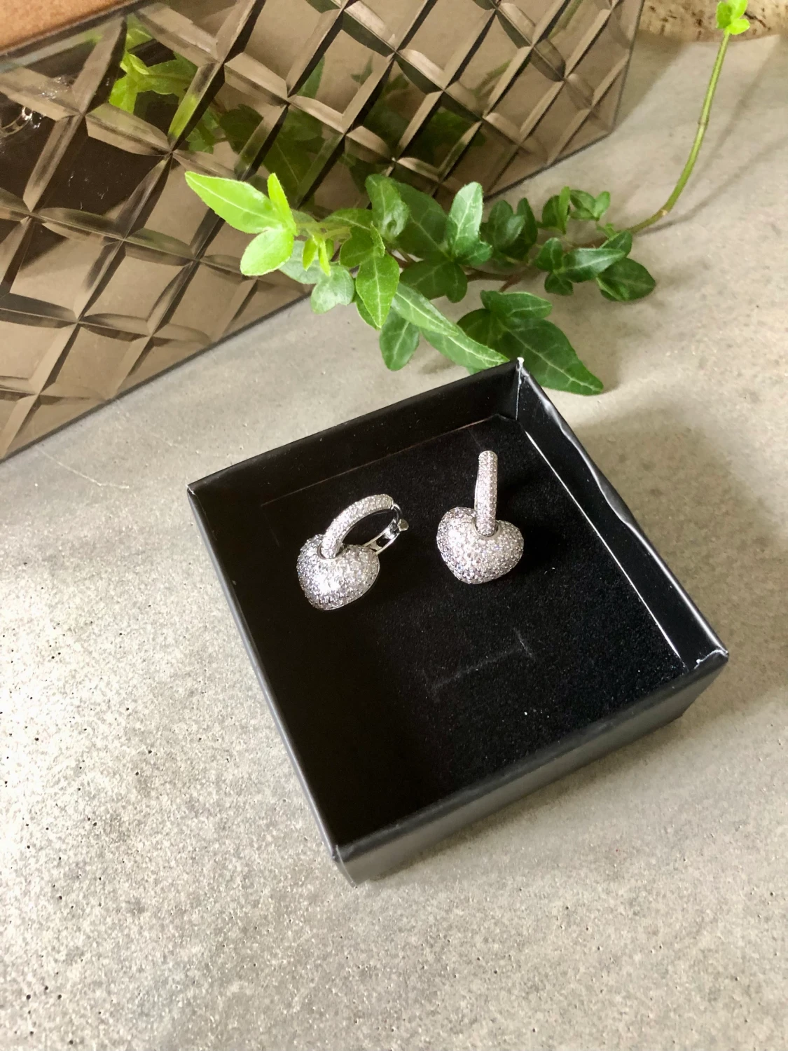 Silverörhängen med kristaller  - 90