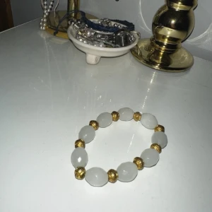 armband  - Super snyggt och tungt!! armband till salu :) 