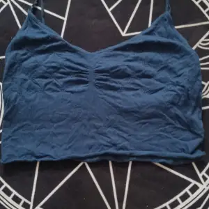 Blue tanktop, size M. Prices can be discussed