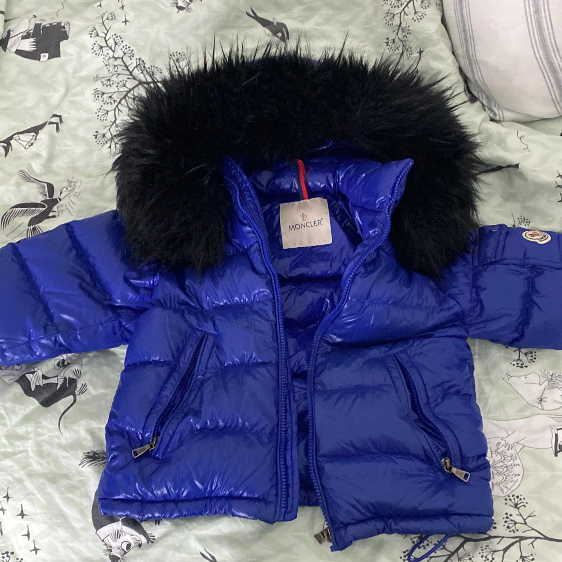 Moncler jacka barn  - 90