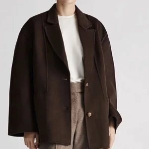 Stylein kappa coat Tibro NK Stockholmsstil  - Stylein kappa i modell Tibro. Sparsamt använd. Strl: M. 