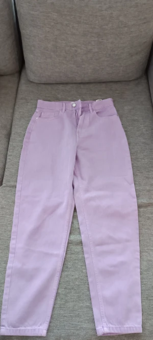 Jeans Mom fit  - size 36, no shipping, local pickup in Bro