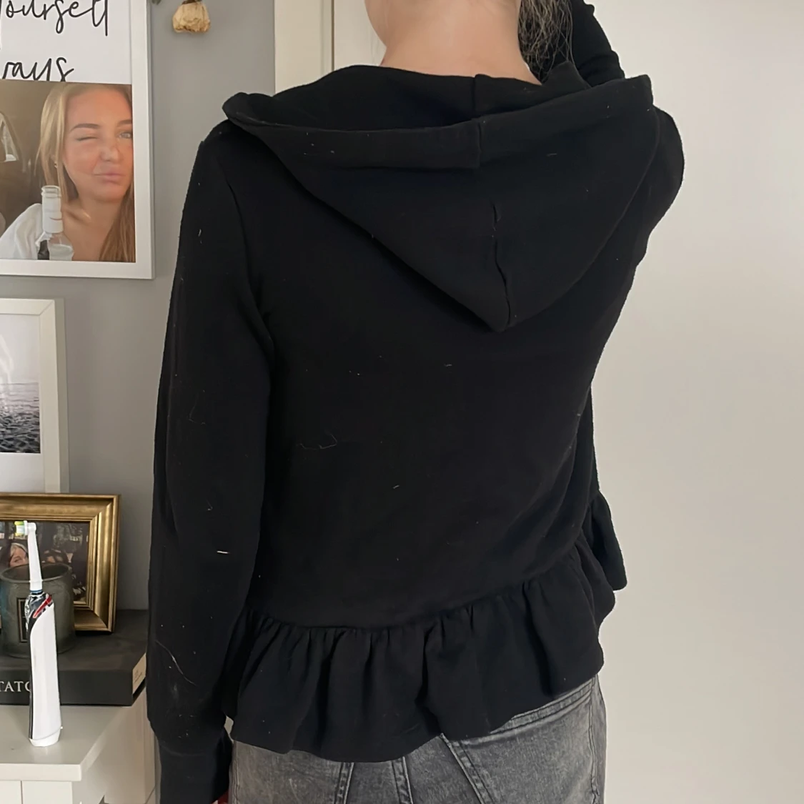 Svart tjocktröja - 90