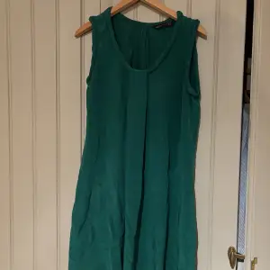 Superfin grön klänning!!🌟