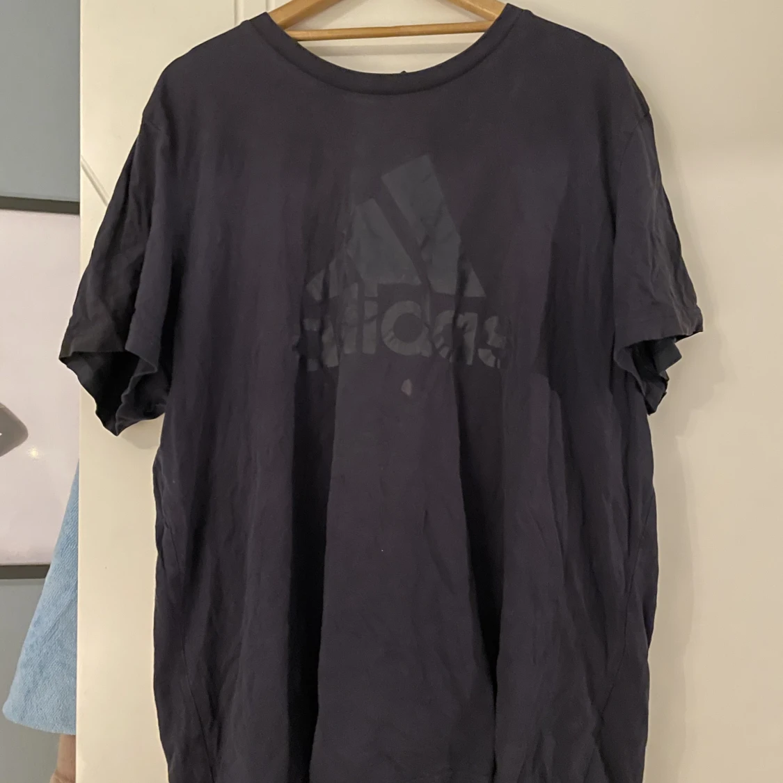 Adidas t-shirt