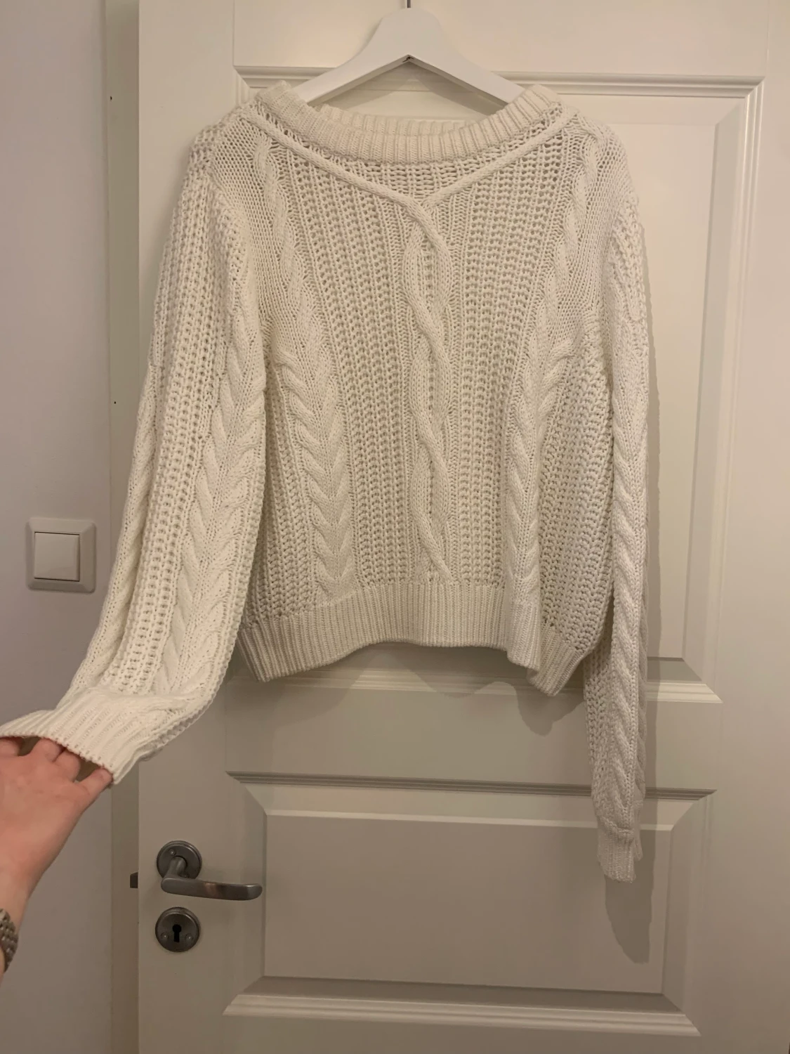 Vit stickad tröja  - 90