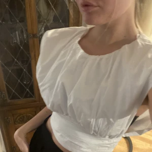 Zara topp - Knappt använd