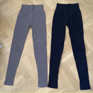 Träningstights  - 60kr/st eller båda för 100❤️❤️