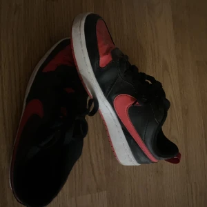 Skor - Nike skor använda fåtal gånger. Skriv för fler bilder💕