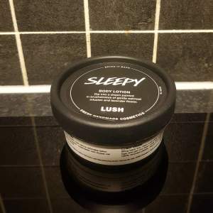 Sleepy body lotion från lush. Oanvänd. 50 g