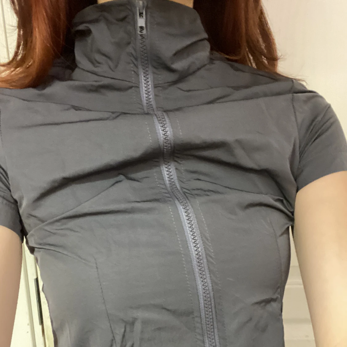 GRÅ TRÄNNINGSTOPP - 91