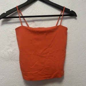 Korallrosa linne - Korallrosa linne. Använd men i bra skick.