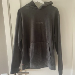 Ciszere hoodie  - Schysst ciszere hoodie 