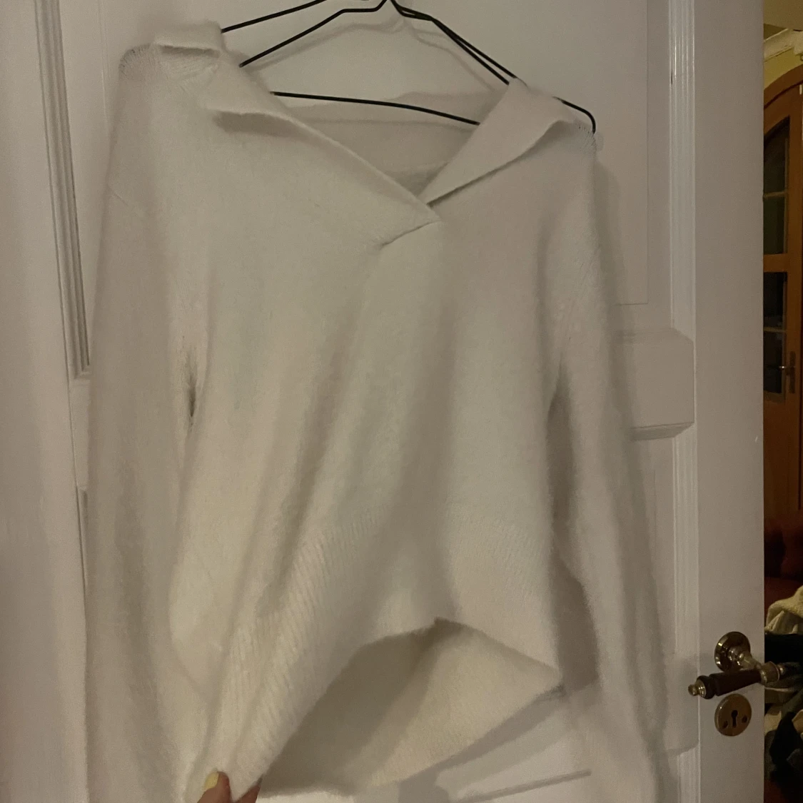 Supermjuk tröja med skjortkrage