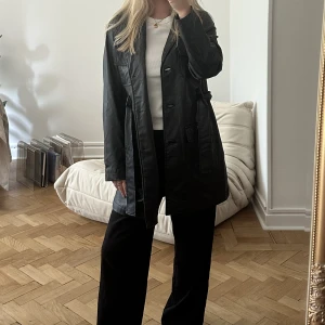 Läderjacka  - (Läderimitation) 