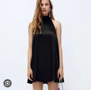 Zara klänning🫶🏼🫶🏼 - Superfin klänning från zara, använd max två gånger! 100 kr + frakt🫶🏼