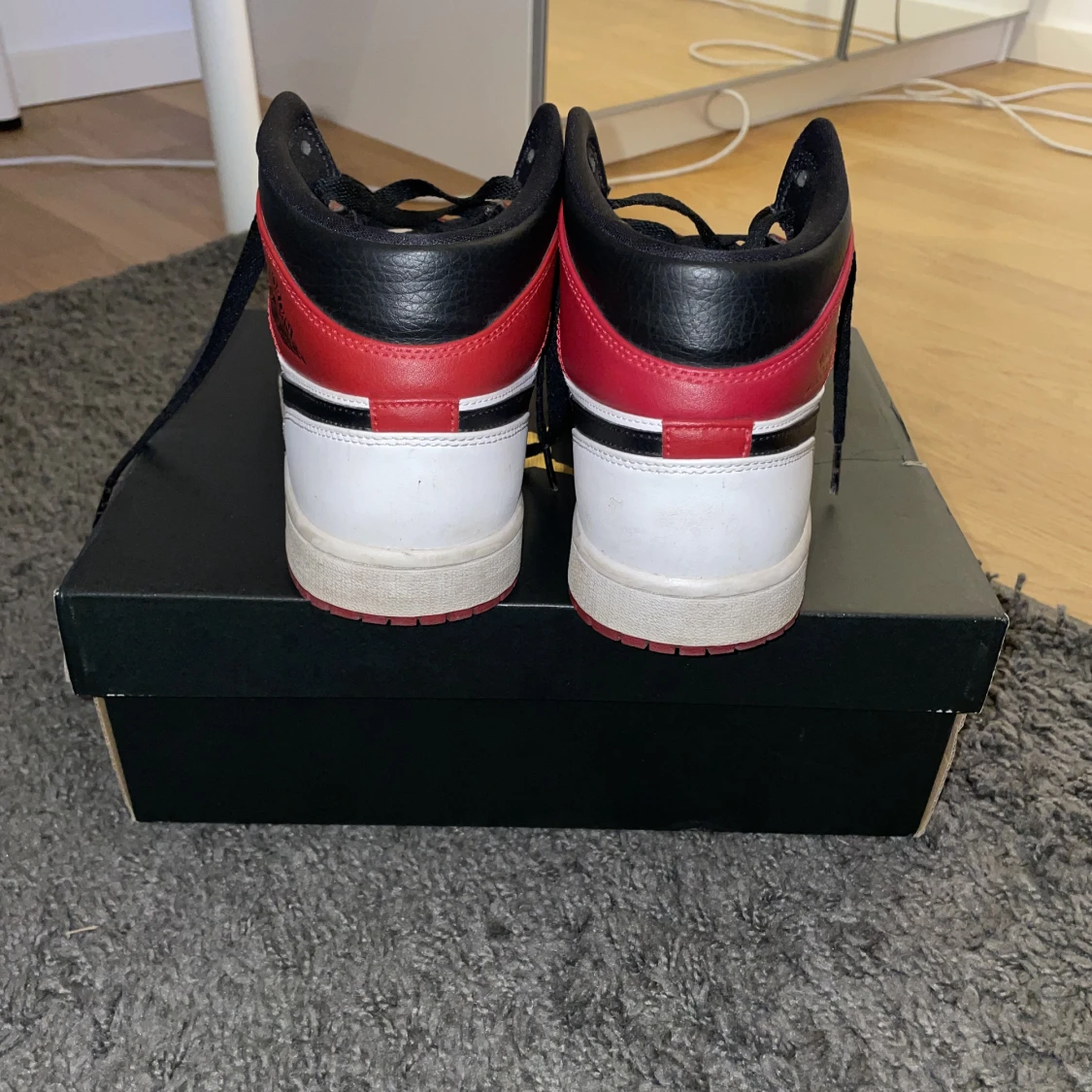 Jordan 1 mid Chicago 2020 - 90