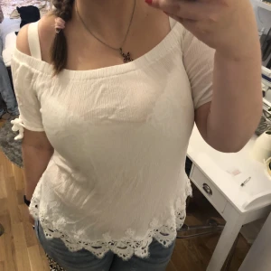 Kortärmad tröja - Super söt tröja🌷