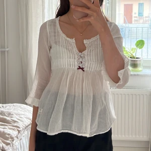 Blus från Odd Molly  - Tunn blus från Odd Molly i storlek 0 som motsvarar XS❣️