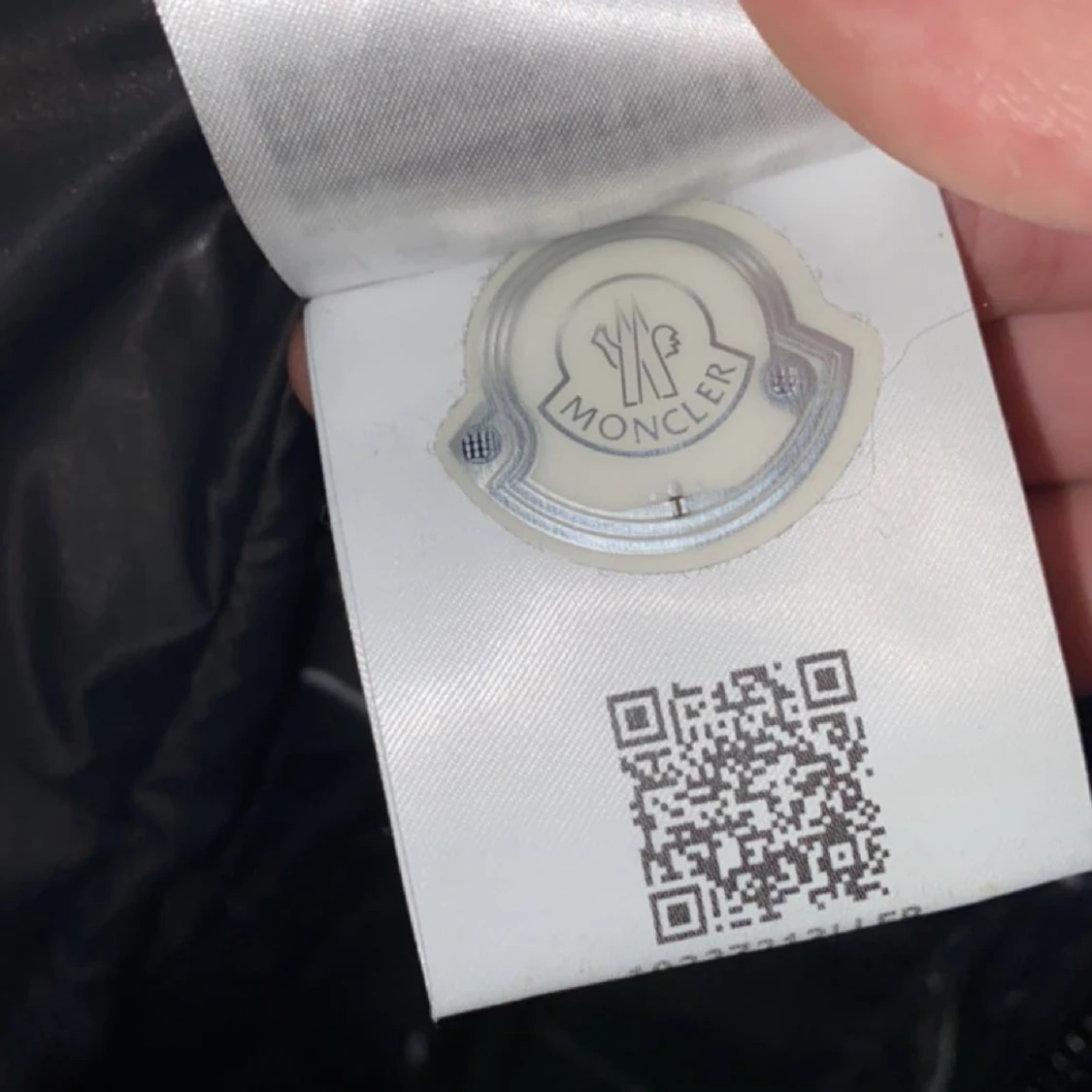 Moncler väst äkta  - 91