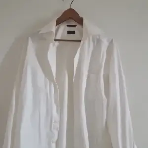 Eton strykfri skjorta använd några gånger säljes i fint skick