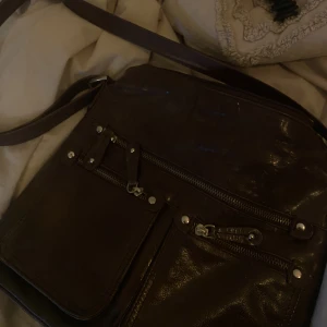 Väska - En the monte väska, brun, 400+ frakt