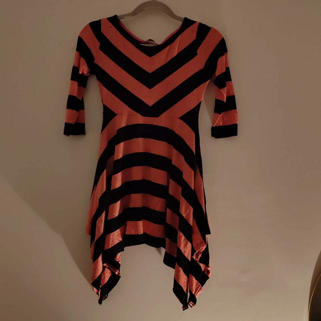 Klänning i rosa och svart! - 90