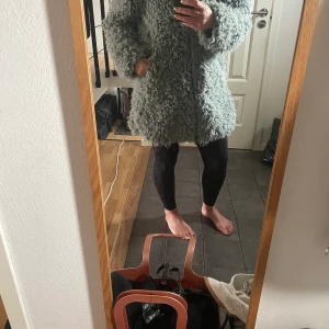 Odd Molly jacka str 1 - Supergo och varm gråblå  odd Molly jacka str 1 (S ) rymlig i storleken. Jättefint skick.