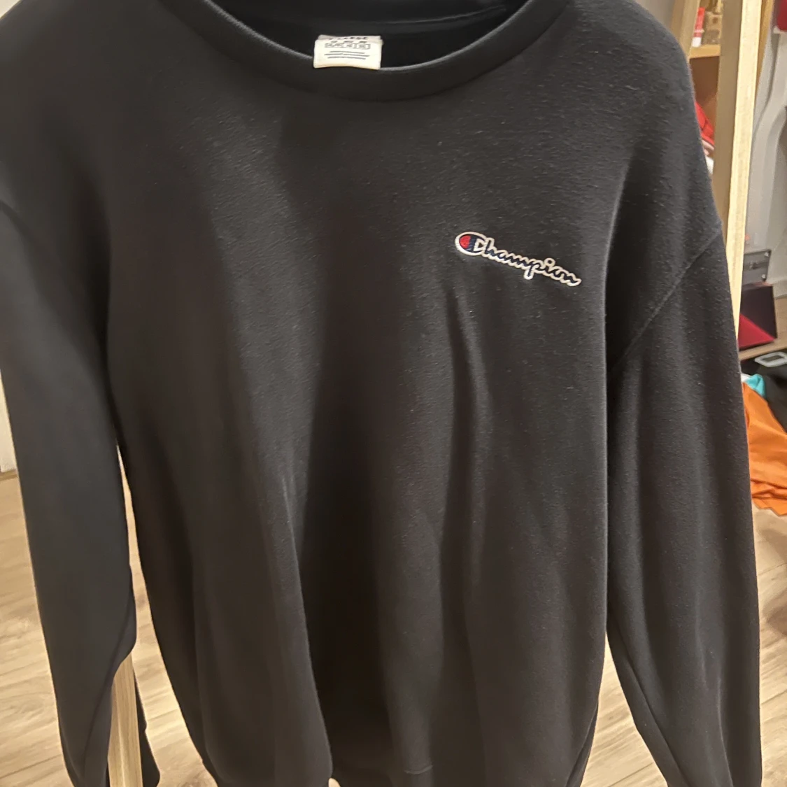 Champion Sweatshirt  - 90